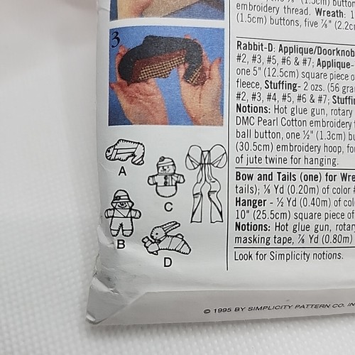 Simplicity Crafts 9775 Holiday Wreath Doorknob Hang Pieced Sewing Pattern Uncut - Picture 9 of 9