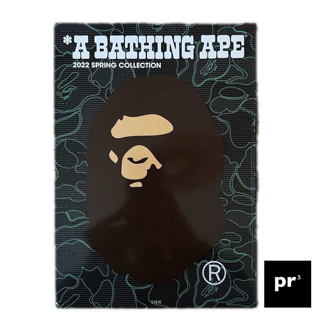 A BATHING APE® 2022 SPRING COLLECTION A Bathing Ape 2022 SPRING COLLECTION Large Duffel Bag Camo