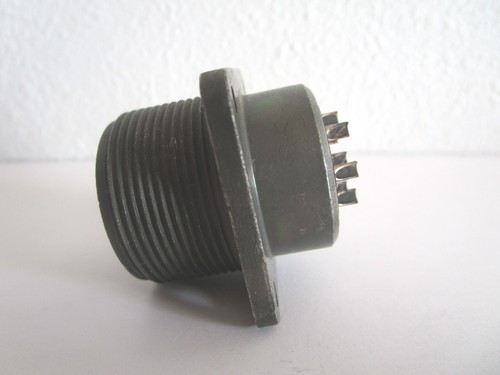 Bendix MS3102R20-7S Electrical Receptacle Connector - Picture 1 of 3