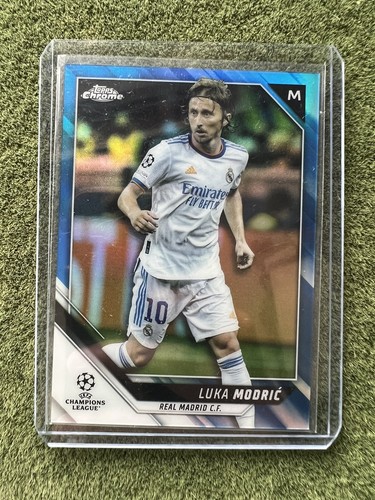 2021-22 Topps Chrome UCL Blue Wave Refractor /150 Luka Modric Real Madrid Card