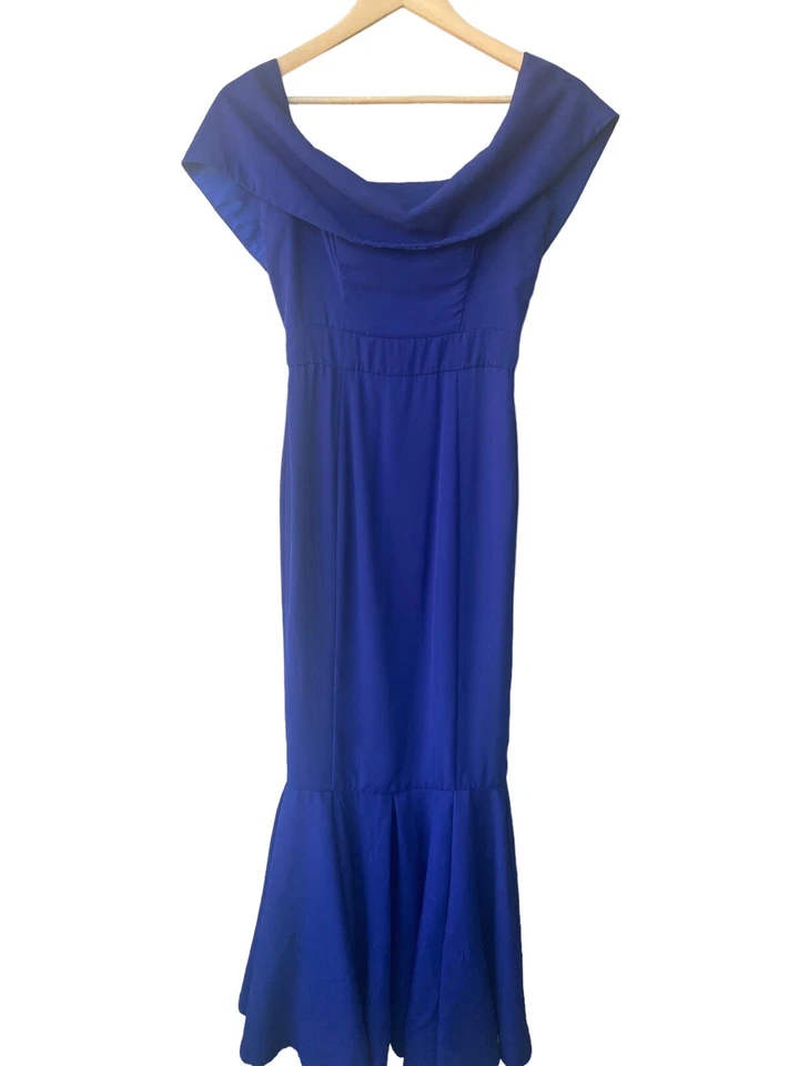Vestido Formal Fame and Partners Fuera del Hombro Sirena Talla 2 Azul Real Foto 3 de 4