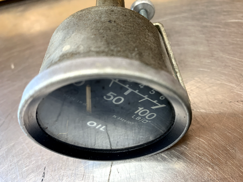 MG MGB 1977-80 • Original Oil Pressure Gauge , Smiths #PL 2324/00. Used.  MG5850 - Picture 2 of 7