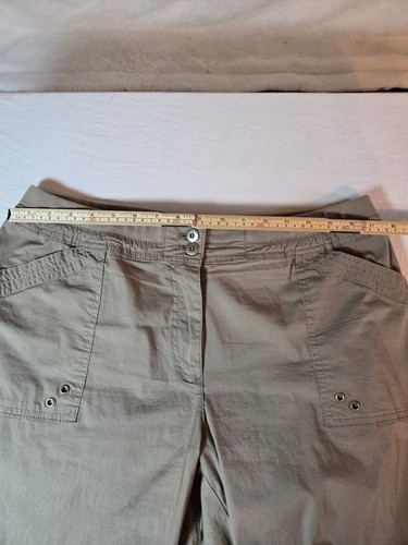Chico's Damen Khaki Stretch Capri oder Regular Hose, Größe 2,5L / 14 Cargotaschen - Bild 8 von 13