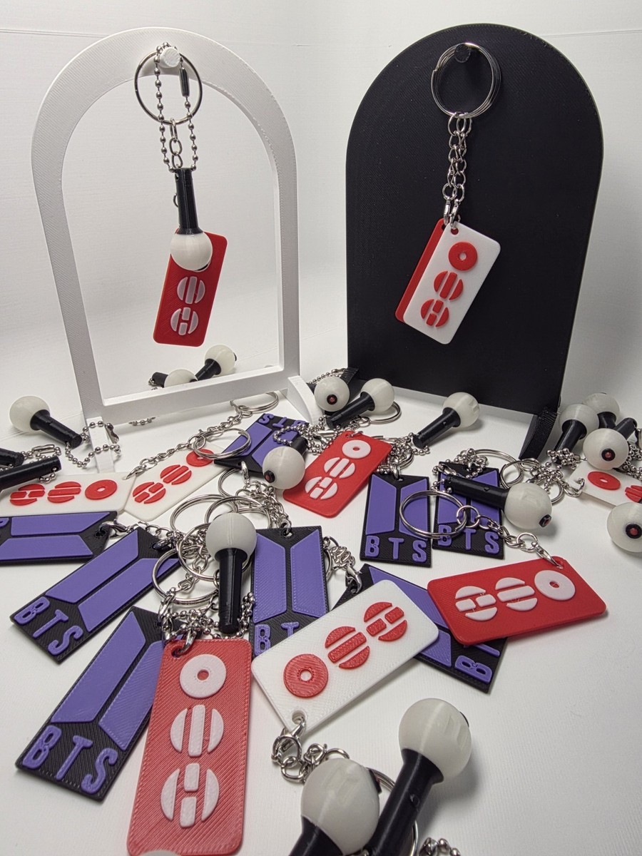 150pcs BTS Keychains MEGA Bundle (BTS Logo, Glow Army Bomb