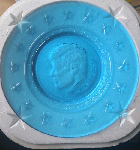 Wheaton Blue Presidential Plates, 8" John F. Kennedy - Picture 1 of 3