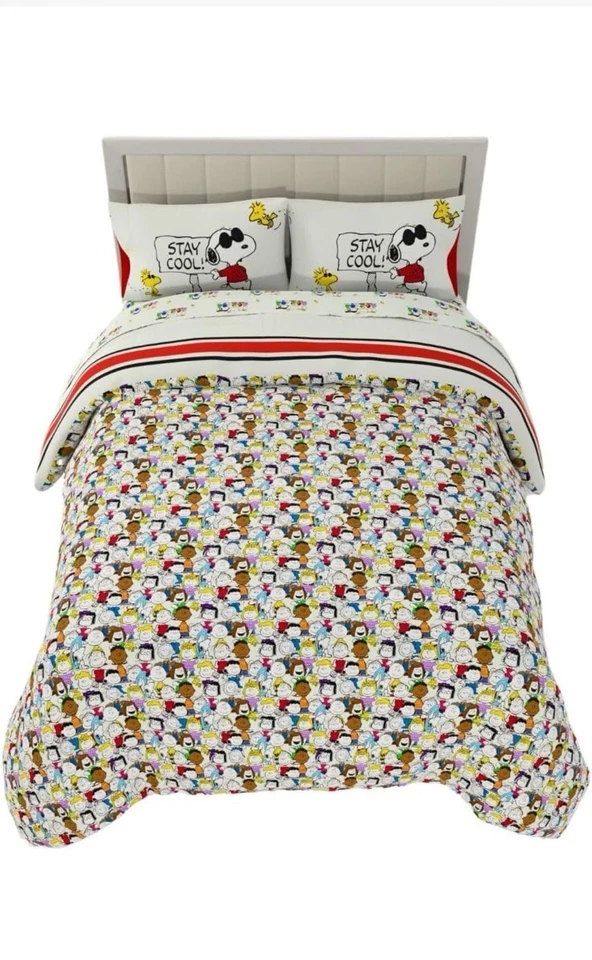 Edredón y fundas de almohada reversibles Peanuts Snoopy 3 piezas tamaño queen Foto 2 de 4