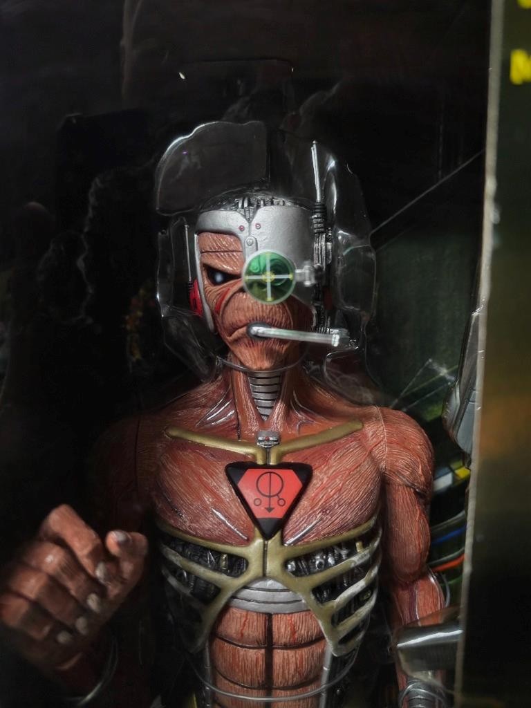 NECA IRON MAIDEN SOMEWHERE IN TIME CYBORG EDDIE 18