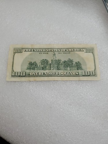 100 dollar bill 1996 Federal Reserve Note - Picture 2 of 2