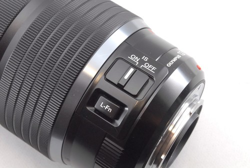Obiettivo Olympus M.zuiko Digital Ed 12-100 mm F/4 IS PRO con cappuccio - Foto 8 di 12