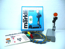 MÄRKLIN Vorsignal 7036  mit OVP und Einbauanleitung