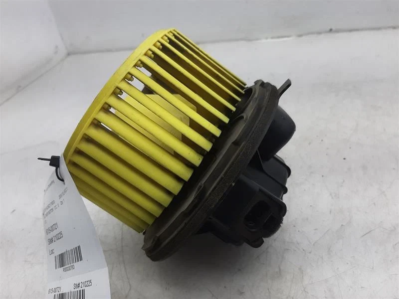 Motor Soplador Estilo Clásico Con AC 03-07 GMC SIERRA 1500 PICKUP 88986838 Foto 3 de 4