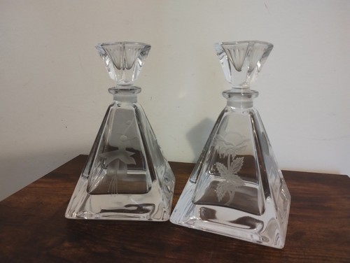Vintage Royal Bergkristall Art Deco Stil Parfum Flakons mit geätzter Blume