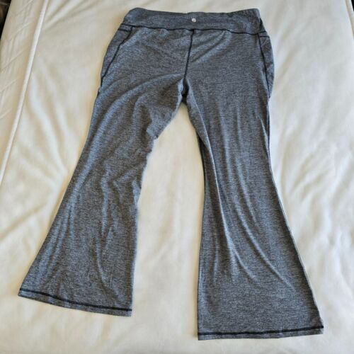 Lane Bryant Livi Active Übergröße 26/28 grau grau meliert ausgestellte Legging Taschen - Bild 3 von 12