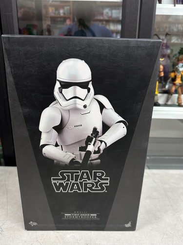 Hot Toys MMS-317 Star Wars First Order Stormtrooper 1:6 Scale Figure MIB - Picture 12 of 17