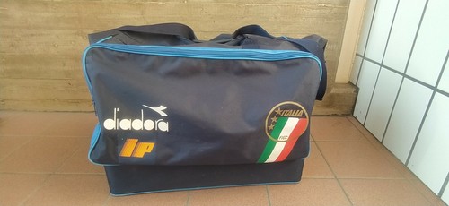 Borsone Nazionale Di Calcio Diadora Ip anni 90 | eBay
