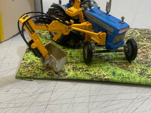CORG.74.FORD 5000 SUPER MAJOR TRACTOR.TRENCHING SHOVEL.DITCHING BUCKET.DIGGER - Picture 3 of 15