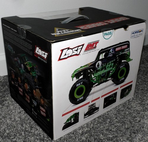 Losi 1/18 Scale Mini LMT 4X4 RTR GRAVE DIGGER Monster Truck NEW - Picture 4 of 6