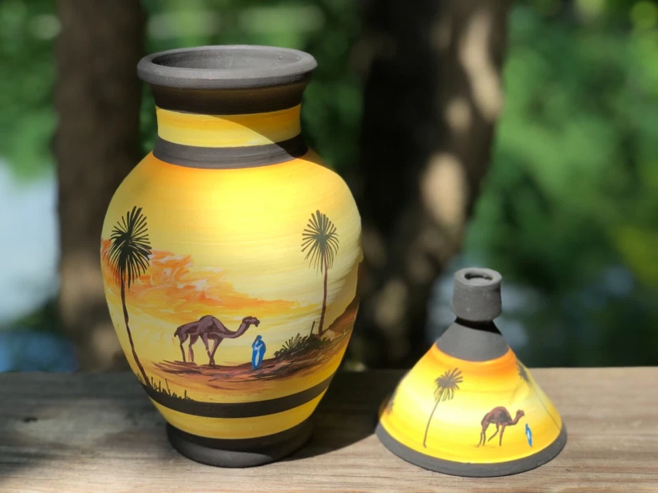Jarrón pintado a mano - escena del desierto del Sahara - Oriente Medio Foto 3 de 4