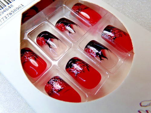 Beautiful Nails Red & Black glue on Medium - Picture 2 of 3