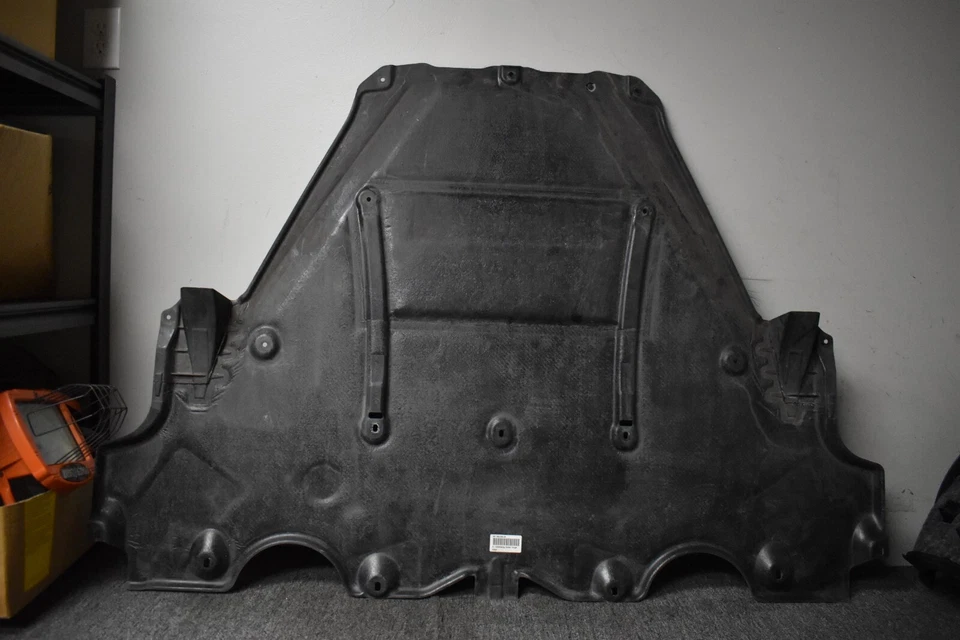 2012-2019 PORSCHE 911 CARRERA REAR SHIELD FACTORY OEM - Image 4 of 4