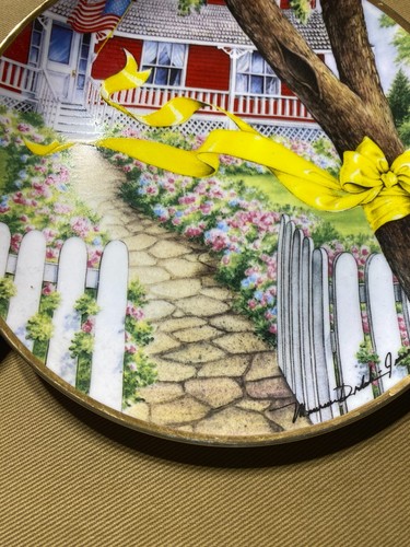 Home Coming Plate Maureen Drdak-Jensen "Yellow Ribbon And Home Scene" F3466 - Picture 4 of 7
