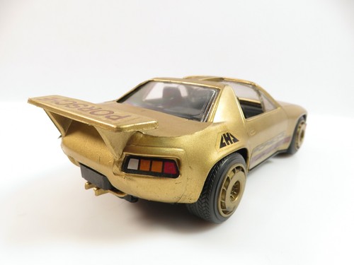 1:25 Porsche 928 targa made in Chona gold Plastikmodell #A2008 - Bild 4 von 7