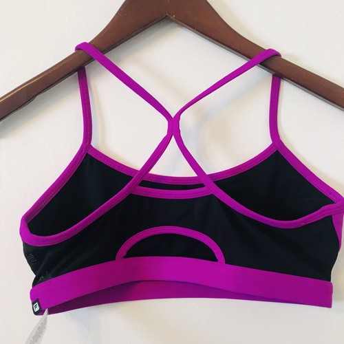 Fabletics Maeve Reversible Sports Bra Size S Breathable Comfortable Workout NWT! - Picture 6 of 9