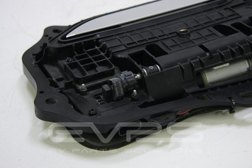 Manija de puerta exterior trasera izquierda Tesla Model S 2012-2016 OEM GEN 2.1 1135722-S0-A - Imagen 3 de 6
