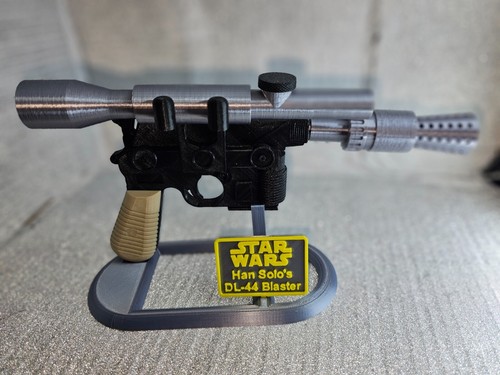 Han Solo DL-44 Blaster STAND STAR WARS Kit Impreso en 3D - Juegos con disfraces - Utilería - JUGUETE - Imagen 2 de 12