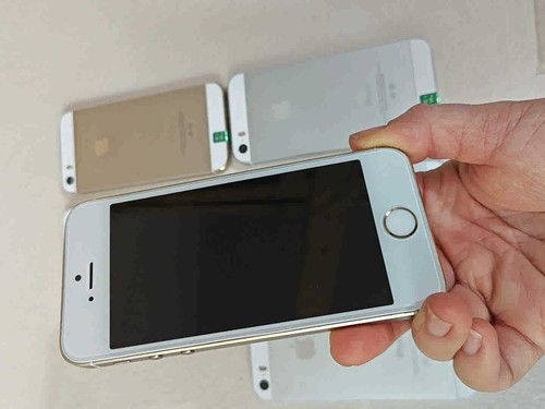 📱 Apple iPhone 5S 16GB - Unlocked Grade A Condition usedphone No fingerprint📱 - Afbeelding 17 van 19