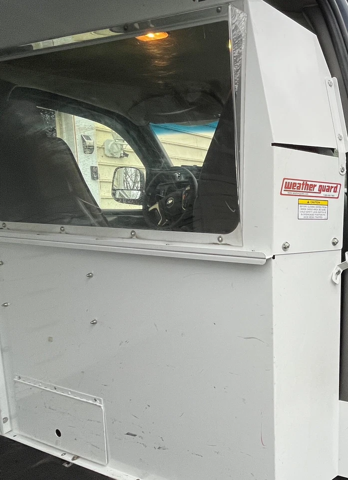 Divisor de mampara Weatherguard blanco similar a la parte 96511-3-02 Foto 2 de 4