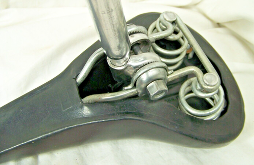 Vintage Black MESINGER MFG CO Racing Sport Bicycle Seat & Seat Post NICE! - Picture 10 of 18