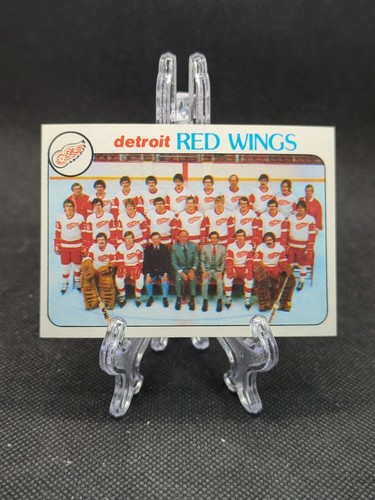 Red Wings Team [Checklist] #197 1978 Topps card