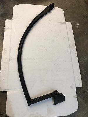 Genuine Nissan 76860-CD000 Weatherstrip Genuine Nissan 76860-CD000 Weatherstrip