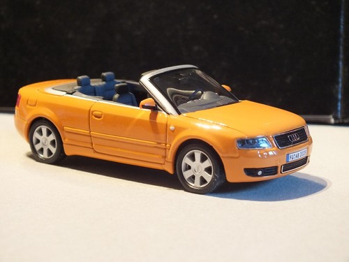 Grani Audi A4 Cabrio 2003 perfetta No Minichamps Norev - Picture 1 of 4