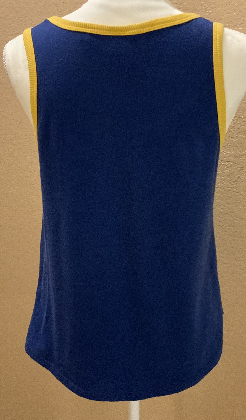 Picture 2 of 8