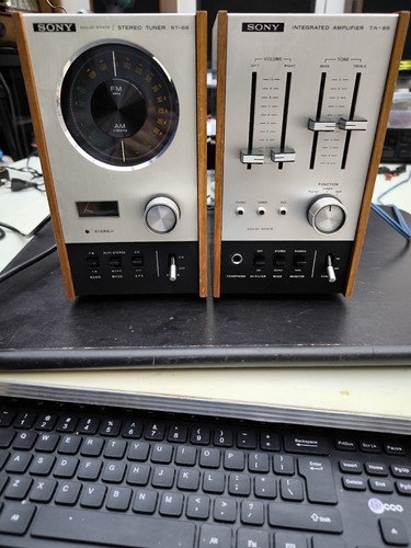 Sony TA-88 + Sony ST-88 Integrated Stereo Amplifier + Tuner (1972-76) - Photo 3/18
