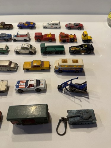 Vintage Matchbox Redline, Lesney & Other Rough 74 Car Lot - Picture 10 of 16