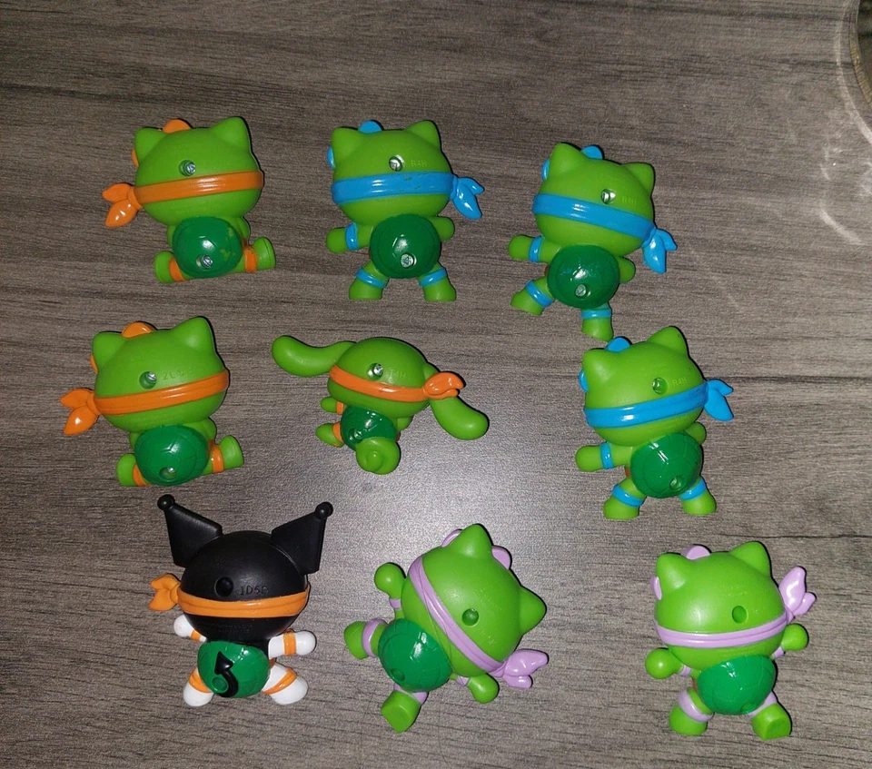 McDONALD'S 2025 Hello Kitty Ninja Turtles Happy Food Toys Melody, Karoo Lote de 9 Foto 2 de 2