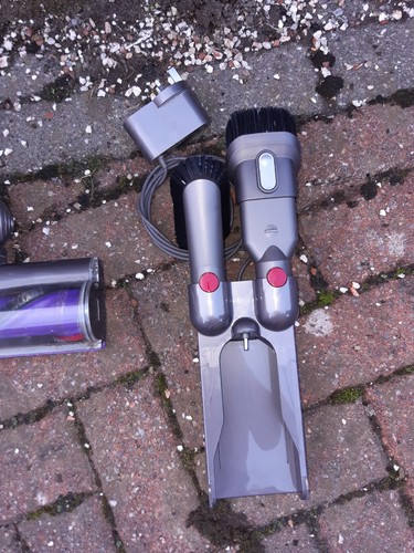 Dyson Cyclone V10 Animal Purple Stick Vacuum Cleaner Working Cheap Complete - Picture 3 of 9