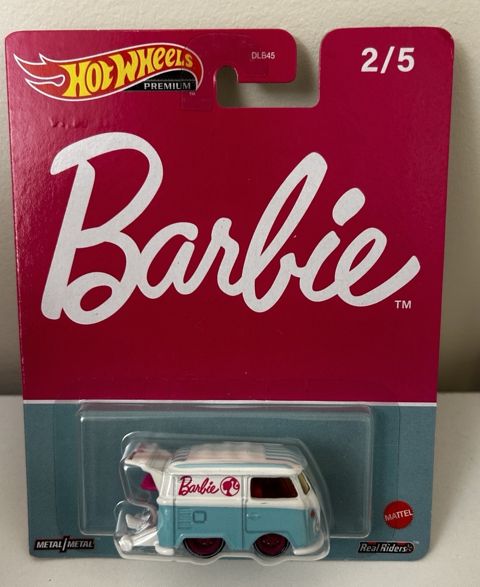 Hot Wheels Premium Mattel 2024 Barbie Kool Kombi Volkswagen Bus
