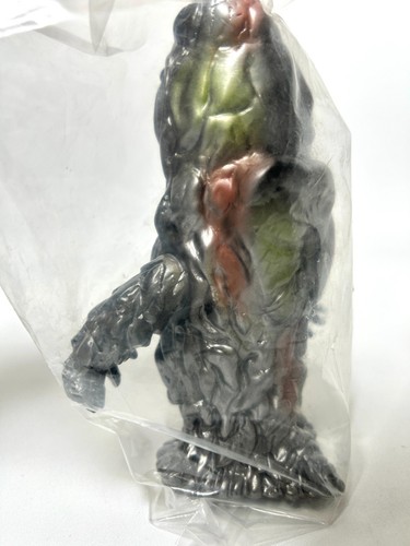 Marmit 2004 Hedorah Candy Case 6" SuperFest Exclusive Sofubi Vinyl Figure - Picture 11 of 15