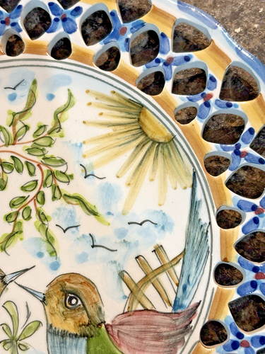 Netzteller handbemalt in Portugal Vogel & Blumen Keramik 9" EUC blau - Bild 4 von 17