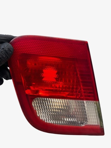 BMW E46 Limousine Rückleuchte Links Innen 8364932 Rücklicht Heckleuchte Halogen