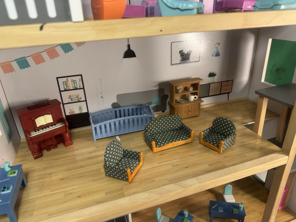 casa delle bambole legno con mobili - Immagine 3 di 4