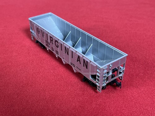 Vintage TYCO Virginian 4-Bay Hopper Car VGN 2610 HO Scale - Very Good Condition - Picture 7 of 10