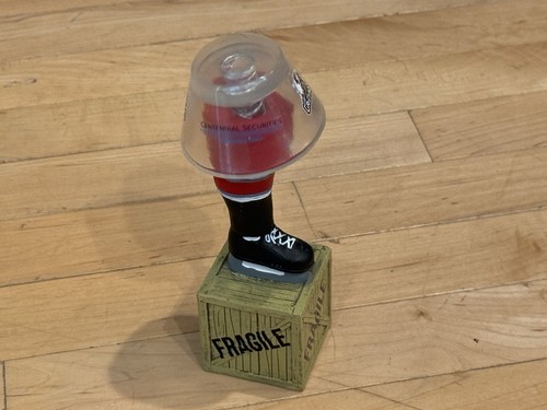 Grand Rapids Griffins A Christmas Story Lámpara de Pierna Bobblehead Promo SGA LUCES - Imagen 2 de 4