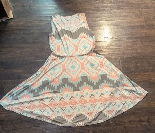  LuLaroe Nicki ärmelloses Swing Kleid Taschen aztekisch mehrfarbig Größe Medium  - Bild 1 von 5