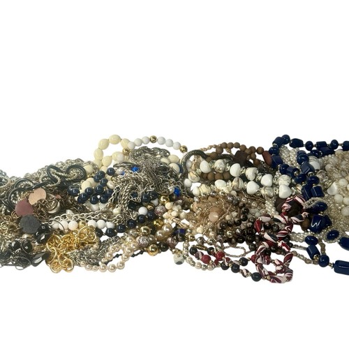 Large Vintage Jewelry Necklace Lot Over 3 Pounds All Wearable