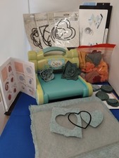 Sizzix Big Shot Die Cutting & Embossing Machine -Plus Dies, Stamps, Felt Bundle 
